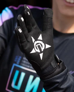 Unit Clothing UNIT Stack Youth Gloves BLACK Clearance